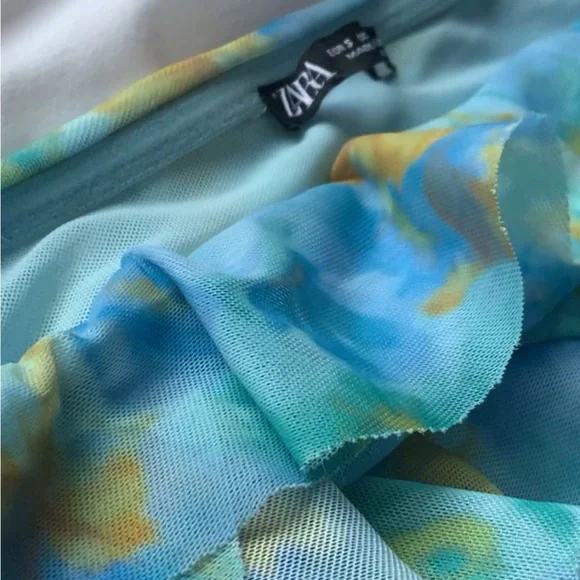 Small Blue & Yellow Zara Ruffled Top 🩵💛 - Picture 5 of 6